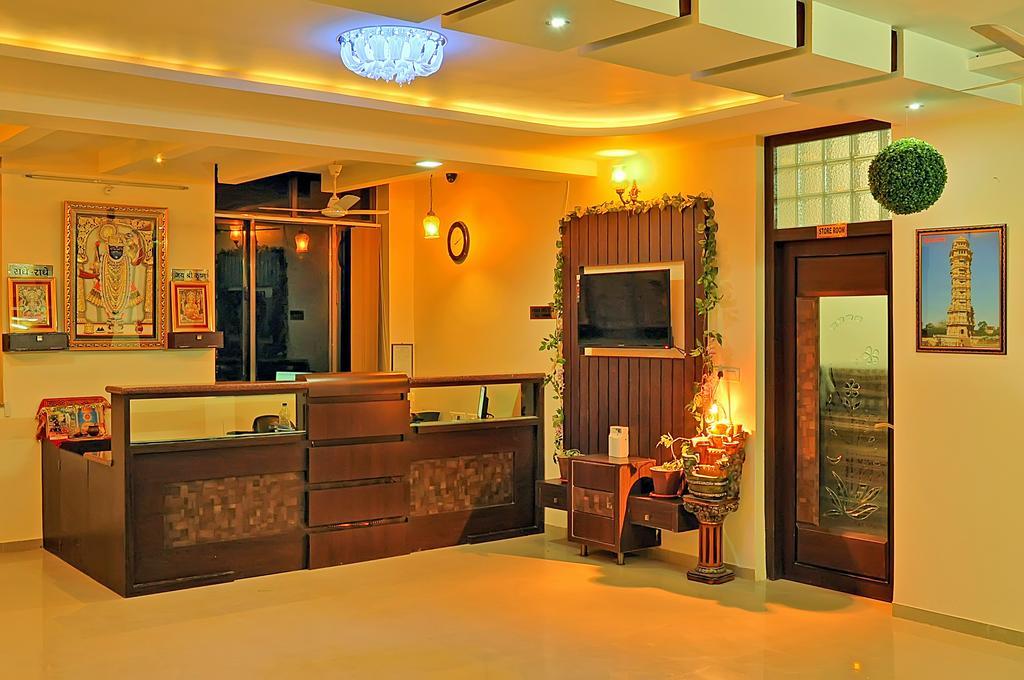 Hotel Shivam Fort View Chittorgarh Phòng bức ảnh