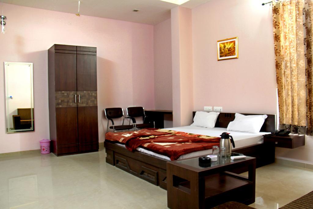 Hotel Shivam Fort View Chittorgarh Ngoại thất bức ảnh
