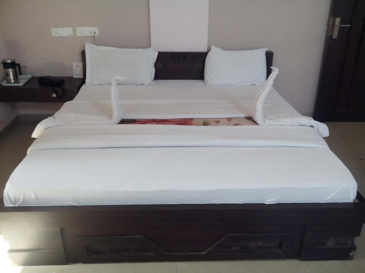 Hotel Shivam Fort View Chittorgarh Ngoại thất bức ảnh